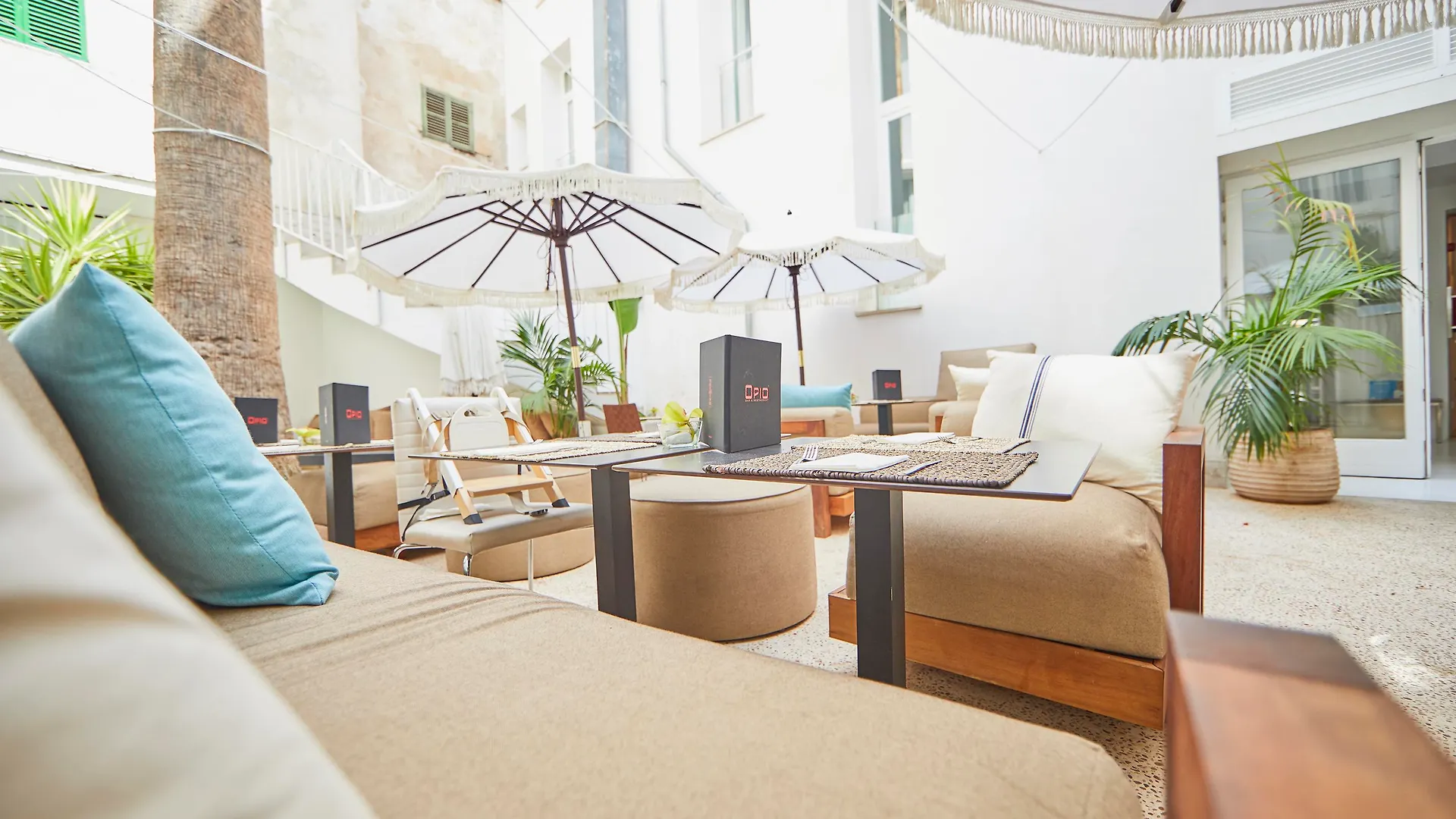 Puro Hotel Oasis Urbano Palma de Mallorca 4*,  Spain